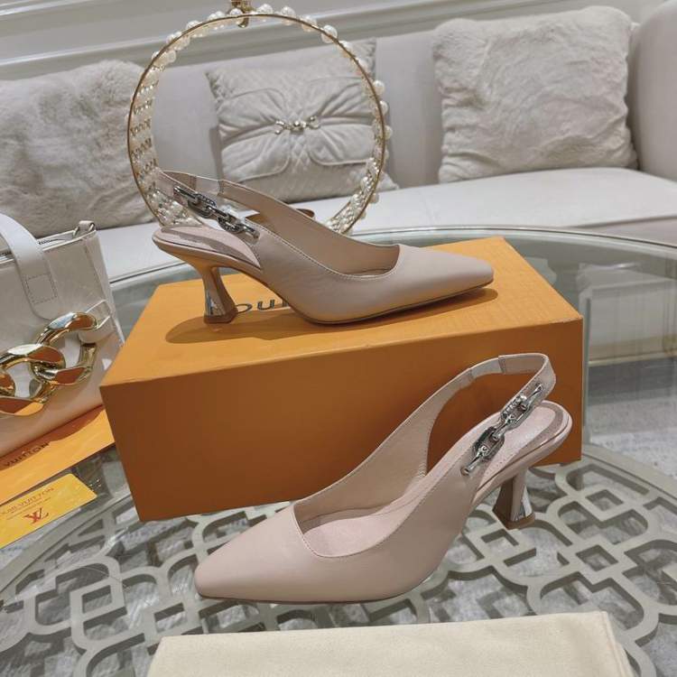 Picture of Louis Vuitton Shoes _SKUGuccisz35-41613519.5cmmnf0101